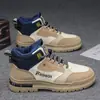 Botas Martin para Homens 2025 Novo Estilo de Inverno com Forro de Lã, Sapatos Quentes de Algodão, Botas de Trabalho com Solado Grosso, Botas de Trabalho de Couro para Homens