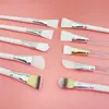 Venta al por mayor del fabricante Cepillo Facial Plano para Mascarilla con Mango de Plástico Blanco, Cerdas Suaves, Cepillo Grande de Silicona, Brocha para Base de Maquillaje, Brocha de Maquillaje para Belleza