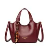 Bolso Cubo Retro de Alta Gama para Comercio Exterior para Mujer Otoño/Invierno 2026 Nuevo Bolso de Mano Versátil Casual Bolso de Hombro Cruzado