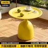 Mesa auxiliar pequeña de color crema, sofá de sala de estar, mesa redonda simple de hierro forjado, mesa de café para dormitorio, balcón de apartamento pequeño, mesa fácil de montar