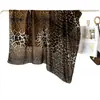 Chal Grande Estampado de Leopardo Transfronterizo Venta al por Mayor Bufanda de Imitación de Algodón y Lino Bufanda Exterior Estampada Bufanda Cuadrada Grande de 135 cm para Mujer