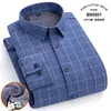 Camisas de Algodón Oxford a Cuadros de Manga Larga para Hombre para Primavera e Invierno, Versátiles Resistentes al Frío Camisas de Negocios para Caballero con Estampado Flock, Venta al por Mayor