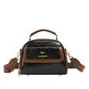 Bolsa de Mão Retrô de Couro Macio Transfronteiriça Feminina Novo Estilo Simples Casual Multicamadas Ombro Transversal Tendência Pequena Quadrada