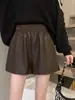 Novos shorts de couro PU 20 outono e inverno perna larga para usar por cima roupa feminina 23 cintura alta soltos plus size base finos alta moda calça de bota