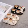 Zapatos Mary Jane Dulces y de Moda para Niños Colección Otoño 2026 Zapatos de Cuero de Color Sólido de Dibujos Animados para Niñas Pequeñas Zapatos Casuales Cómodos