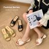 Sudeste Asiático E-commerce Transfronteiriço Moda Feminina Versátil Novo Verão Roupa Exterior Sandálias Plataforma Anabela Antiderrapante Chinelos Femininos