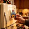 Imanes de nevera de acrílico de nuevo producto transfronterizo más vendidos para Navidad, imanes de nevera magnéticos de árbol de Navidad de dibujos animados, regalos culturales creativos ahora disponibles