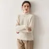 Colección Otoño/Invierno 2026 de Bai Cai Rong: Suéter de Moda Versátil de Cachemir con Cuello Medio de Lunares, Mangas Raglán, Corte Holgado, Estilo Relajado