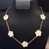 Aço Titânio Simples Madrepérola Trevo de Quatro Folhas Banhado a Ouro Brincos Anel Colar Pulseira Brincos Conjunto de Pingente de Joias Brincos