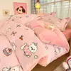 Juego de ropa de cama de cuatro piezas de terciopelo de leche de dibujos animados, funda de edredón de terciopelo de coral gruesa de doble cara para invierno, sábana, juego de ropa de cama de tres piezas