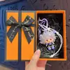 Llavero de Chica de Cabello Largo y Ondulado Creativo de Dibujos Animados Lindo Exquisito Adorno para Correa de Teléfono Colgante de Bolso Pequeño Regalo