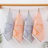 Toalla Cuadrada de Algodón Puro Fabricante 100% Algodón Venta Directa al Por Mayor Toalla para Saliva de Bebé Toalla de Mano con Dibujos Suave Absorbente No Suelta Pelusa