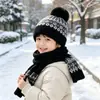 Conjunto de Dos Piezas de Gorro y Bufanda de Punto para Niños y Niñas Otoño e Invierno Bloque de Color Jacquard Estilo Coreano Elegante Cálido de Punto Moderno