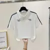 2026 Novo Estilo Gola Polo Ombro Reto Estilo College Camiseta Estampada Versátil Moda Jovem Top Emagrecedor