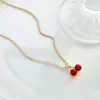 Colar com pingente de cereja vermelha de alta qualidade japonês e coreano, luxo leve, nicho, design versátil e simples, colar de corrente para clavícula, atacado