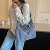 Bolso de pana para mujer, nuevo bolso tote casual de otoño 2026, bolso de hombro de gran capacidad, bolso cruzado para la escuela y el trabajo