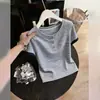 Camiseta de Manga Corta con Cuello Henley de Bloques de Color Rayados Estilo Coreano Retro para Mujer, Verano Casual Versátil, Cuello Redondo, Hombro Normal, Top Pequeño