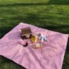 Mantel de picnic red para el viento cuadros rojos salida al aire libre de primavera camping alfombrilla de picnic dormitorio escritorio tela de fondo para fotos venta al por mayor