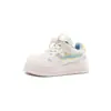 Zapatillas para niñas, zapatos casuales para niños, nuevos zapatos para niños primavera y otoño 2026, zapatillas deportivas de moda para estudiantes de primaria, zapatos blancos versátiles