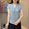 Nuevo top de verano de algodón y lino para mujer, manga corta, cuello en V, cárdigan moderno y elegante, camisa adelgazante para madres de mediana edad y mayores
