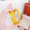 Aleación de Cobre Estilo Tendencia Nacional Técnica Antigua Zaki Lamu Oro Imitación Pulsera Abierta para Mujer, Sensación de Gama Alta de Nicho, Accesorio Apilable