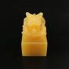 Sellos de Jade Jiulong Amarillo Beige Natural Adornos de Sello de Jade Panlong Adornos de Sello Qianlong Tallado en Jade