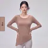 Top de yoga para entrenamiento y fitness, manga larga, cuello redondo, con abertura lateral, dobladillo asimétrico, agujero para el pulgar, elástico, corte ajustado