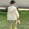 Roupa de Proteção Solar de Renda para Meninas, Estilo Leve de Verão, Nova Moda de Verão 2026, Camisa Estilosa com Proteção UV para Crianças, Ar Condicionado