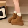 Botines Birkenstock de suela gruesa para mujer, colección otoño 2026, diseñados para figuras petite, con una estética retro, en una hermosa paleta de colores y un diseño de corte ajustado