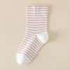 Industria de Calcetines Zhuji: Calcetines posparto para mujer para otoño e invierno, cálidos, holgados, para uso en casa, calcetines de dormir de algodón puro a rayas hasta la mitad de la pantorrilla para mujeres embarazadas, venta al por mayor