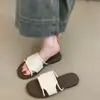 Sandálias da Moda Encontro de Primeira Temporada para Mulheres Verão 2026 Novo Estilo Coreano Retro Minimalista Versátil Casual Sapatos de Dedo Aberto