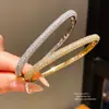 Pulseira de Corrente de Mão Quadrada com Zircônia Banhada a Ouro Real 18k Europeia Retro Simples Moderna Joia de Mão de Luxo Leve Acabamento de Alta Qualidade para Mulheres