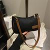 Bolso vintage sencillo para mujer, novedad de 2025, moderno, versátil, de color liso, de alta gama y estilo nicho.