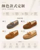 Mocassins de pelúcia transfronteiriços para primavera e outono para mulheres, forrados com pelo, sapatos de algodão, couro genuíno, sola plana, quentes, sapatos de calçar fácil para mulheres grávidas e mães