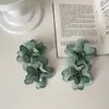 Brincos de Flores Artificiais Grandes Exagerados Super Fada para Mulheres, Personalizados, Requintados, Elegantes, Modernos e Versáteis