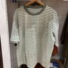 Camiseta de verano a rayas para hombres y mujeres japoneses solteros, camiseta de manga corta con cuello redondo, camiseta informal de moda versátil, camiseta base 476228