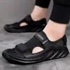 Sandálias Jovens da Moda para Homens, Sola Macia, Novo Estilo Verão 2026, Sapatos Romanos Vietnamitas, Biqueira Fechada, Sapatos de Praia, Calçados Casuais Respiráveis