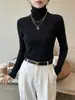 Suéter de cuello alto de pana Andi con costilla vertical, calentador de cuello de pana con textura de costilla vertical, suéter suave y cálido de otoño e invierno