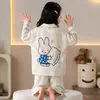 Pijama Novo para Meninas 2026, Algodão Puro, Estilo Primavera e Outono, Roupa de Casa Infantil para Meninas, Conjunto Doce de Manga Longa, Pode Ser Usado Fora