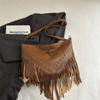 Bolsos de Mujer Nuevos de Primavera y Verano 2025 Europeos y Americanos Remaches Superficie Suave Bolso Tote Casual con Borla Bolso de Hombro Cruzado Bolsos de Mujer