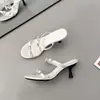 Sandalias de Tacón Bajo con Forma de Corazón de Pedrería para Mujer, Nuevo Estilo Verano 2026, Chanclas Casuales Versátiles de Tacón Fino con Punta Abierta