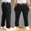 Jeans Negros Puros de Alto Estiramiento para Otoño para Hombre Jóvenes Ajustados Rectos Sueltos Tallas Grandes Pantalones Casuales Gruesos