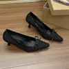 Tacones Altos de Tacón Fino, Zapatos de Salón Franceses con Lazo, Zapatos de Boca Baja, Nuevo Estilo Primavera Temprana 2026, Zapatos de Mujer para Combinar con Faldas, Zapatos de Noche