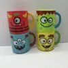 Fabricantes fornecem copos de plástico infantis canecas modeladas Bob Esponja copos de água infantis