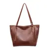 Bolso tote de lujo ligero transfronterizo con textura vintage, bolso de mano de moda para mujer, de gran capacidad, nicho, muy vendido