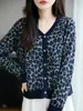 25 Años Otoño e Invierno Nuevo Retro Cardigan de Punto de Lana Peinada Cuello en V Manga Larga Estampado de Leopardo Jacquard Holgado Top Chaqueta