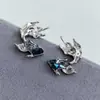 2026 Nuevo Modelo Pendientes de Pez Koi Azules Diseño de Nicho Estilo Minimalista Elegantes Simples Pinzas para Orejas Pendientes sin Perforar