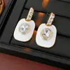 Pendientes Ovalados Geométricos Incrustados con Diamantes Vintage y Collar, Cadena para Clavícula de Lujo Ligero de Nicho, Juego de Joyería Retro