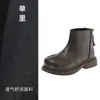 Botas Infantis Outono e Inverno 2025 Novas Botas Curtas Infantis Sapatos de Bebê Botas Curtas Externas Quentes de Veludo para Crianças Grandes e Médias Botas Curtas de Couro