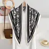 Nuevo Pañuelo de Seda Triangular con Estampado de Anacardos para Mujer, Accesorio Elegante de Primavera y Verano, Pañuelo para la Cabeza, Diadema de Moda, Cinta